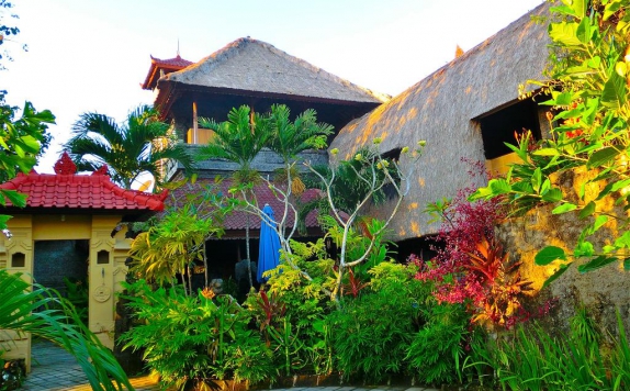 Front View di Aahh Bali Bed and Breakfast