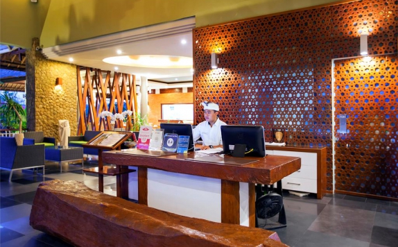 Receptionist di Abi Bali Resort Villa and Spa