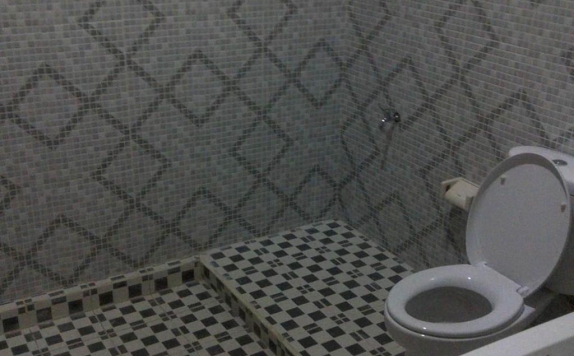 Bathroom di Agung Trisna Bungalows