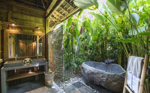 bathroom di Alami Luxury Villas and Resort