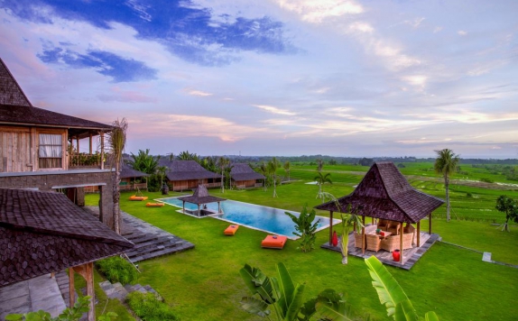 swimming pool di Alami Luxury Villas and Resort