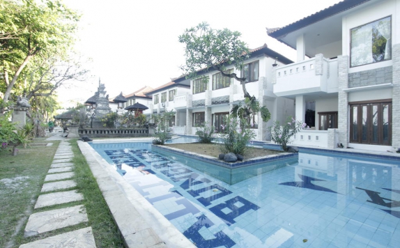 Swimming Pool di Alits Beach