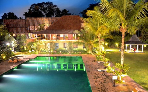 Swimming pool di AMANUBA Hotel & Resort Rancamaya