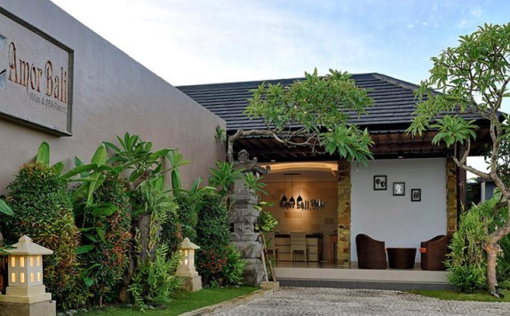 Front View di Amor Bali Villa Spa & Resort