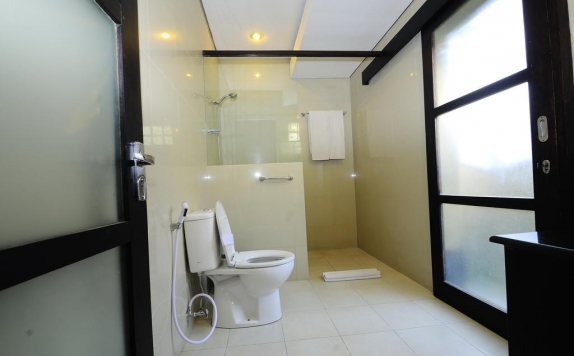 Bathroom di Aneka Lovina Villas & Spa