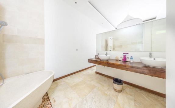 Bathroom di Anemalou Villa & Spa