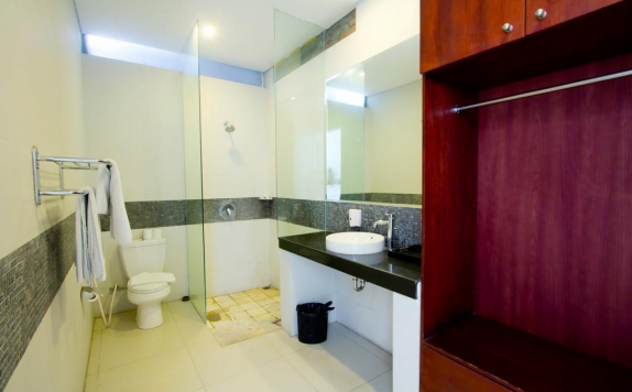 Bathroom di Apple Villas and Apartments