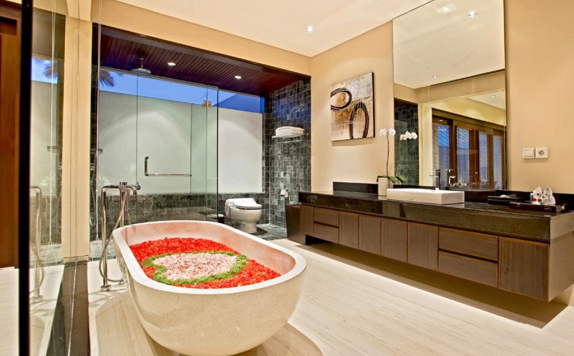 Bathroom di Arsa Villa Bali