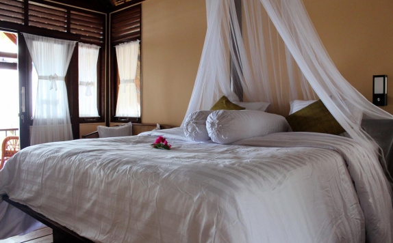 Guest room di Arys Lagoon Bungalow & Hotel