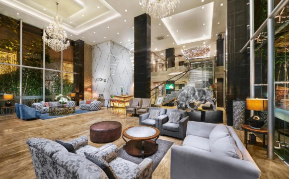 Resepsionis Hotel di Aston Inn Batu