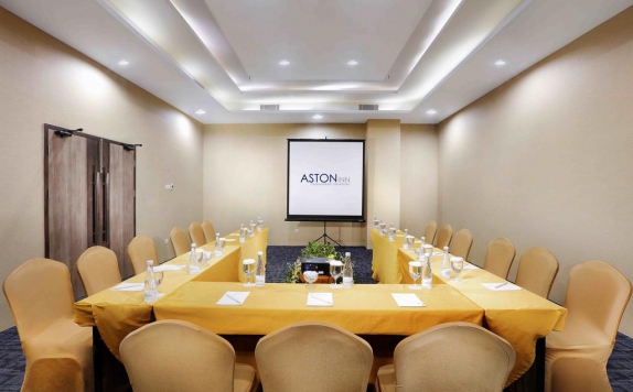 Meeting room di Aston Inn Pandanaran - Semarang
