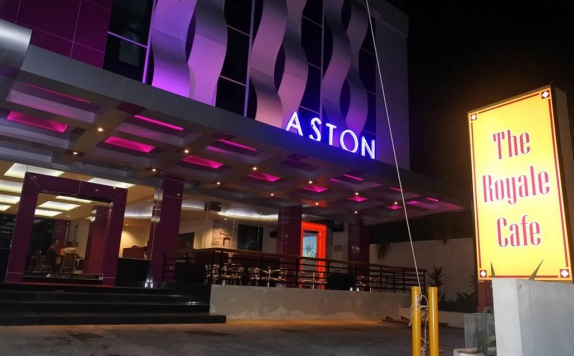 Eksterior di Aston Ketapang City Hotel