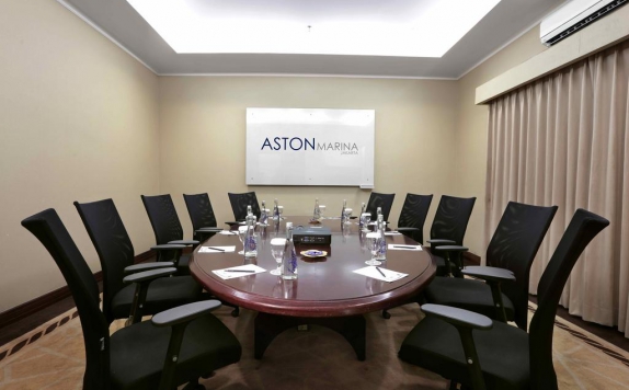 Meeting Room di Aston Marina Hotel & Residence