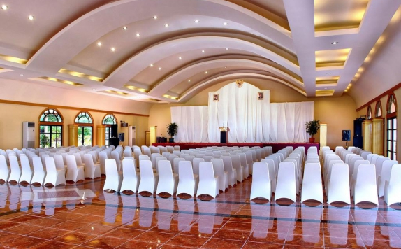 Ballroom di Aston Niu Manokwari