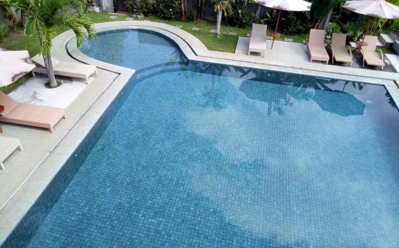 Swimming Pool di Atres Villa