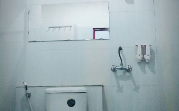 Bathroom di Avicenna Hotel