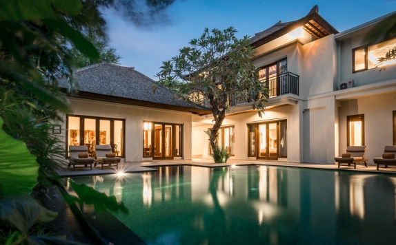 Swimming Pool di Awarta Nusa Dua Luxury Villas and Spa