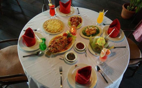 Hotel Foods di Ayer Resort and Cottages