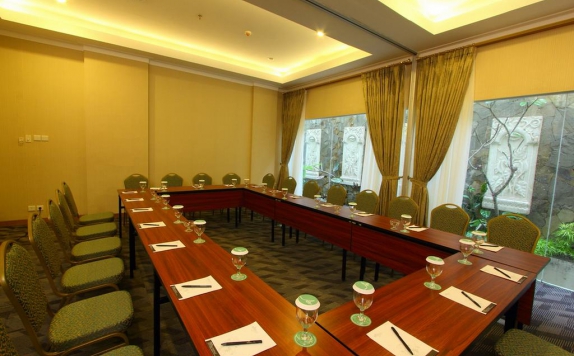 Meeting room di Aziza Hotel Solo
