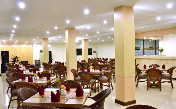 restaurant di Bahari Inn Tegal