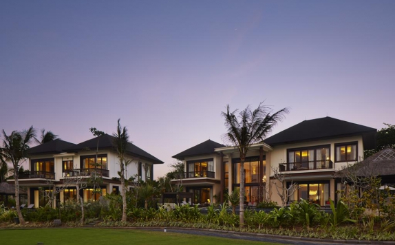 Front View di Bali National Golf Villas