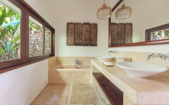 Bathroom di Bali Pavilions