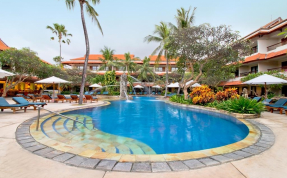 Swimming Pool di Bali Rani Hotel