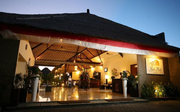 Front View di Bali Rich Luxury Villa & Spa