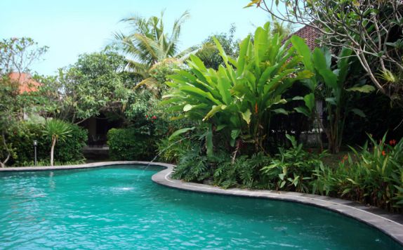Swimming Pool di Bali Suksma Villa Nyuh Kuning