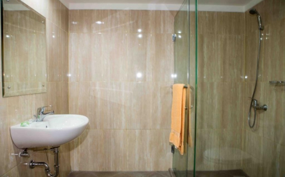 Bathroom di Banyuwangi Sintera Hotel