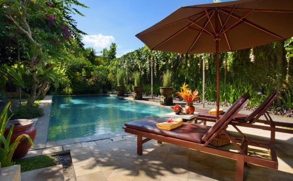 Swimming Pool di Barong Resort Bali