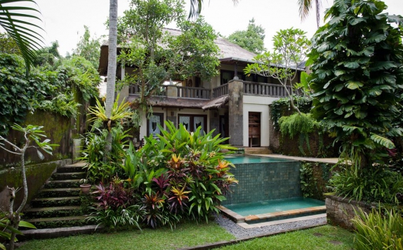 Swimming Pool di Barong Resort Bali