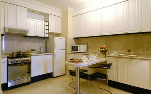 kitchen di Batavia Apartment (Apartment)