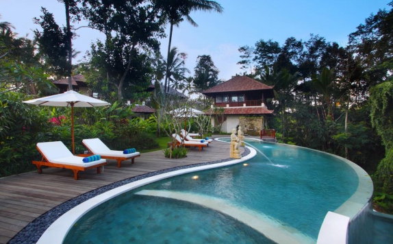 Swimming Pool di Beingsattvaa Luxury Wellness Retreat Villa