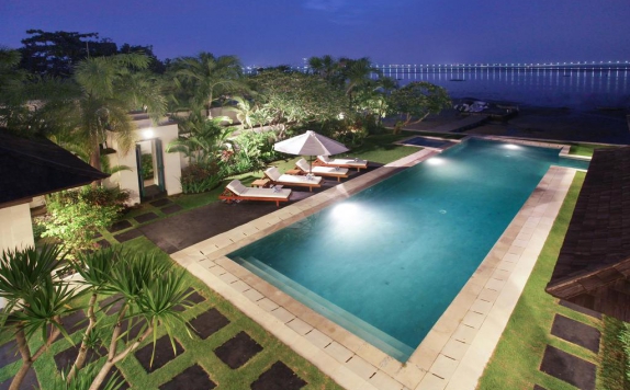 Swimming pool di Benoa Bay Villas