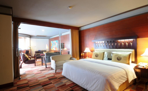 Guest Room di Bidakara Grand Savoy Homann Hotel