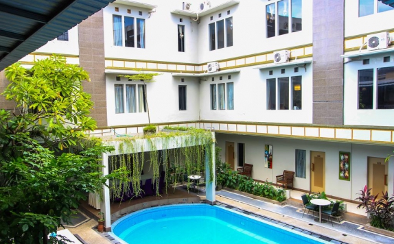 Swimming Pool di Bidari Hotel & Lounge