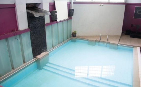 swimming pool di Bilique Hotel