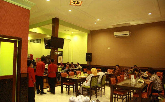 restaurant di BJ. Perdana Hotel & Resort