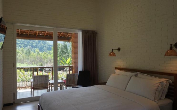 Bedroom di Bromo Terrace Hotel