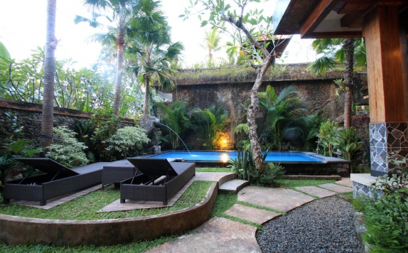 swiming pool di Budhi Ayu Villas Ubud