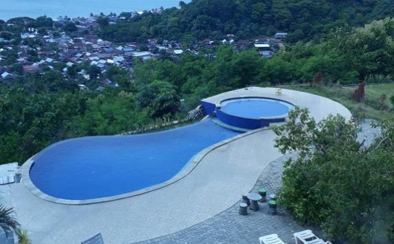 Pool di BUKIT KENARI Hotel & Restaurant