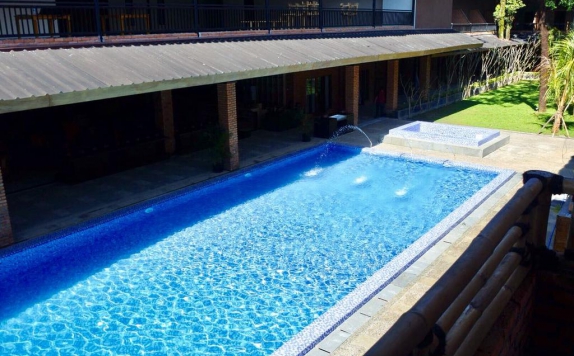 Swimming pool di Bumi Katulampa Convention Resort