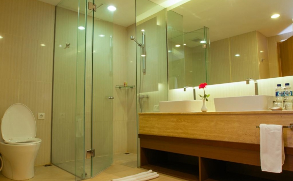 Bathroom di BW Suite Belitung