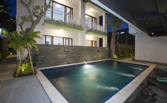 Outdoor Pool Hotel di Casa Dasa Bali