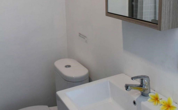 bathroom di Casa Living Setiabudi