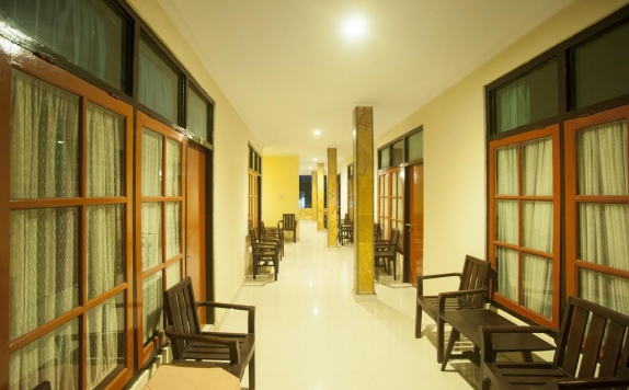 Interior di Catur Adi Putra by Shailendra