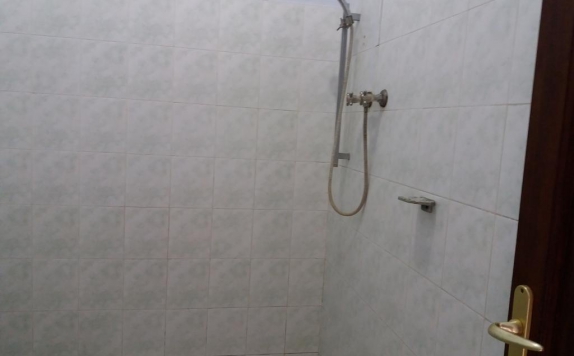 Bathroom di Celagi Inn