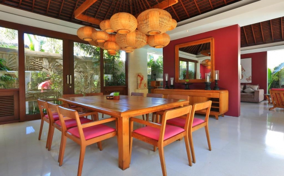 Ruang Makan di Chandra Bali Villas