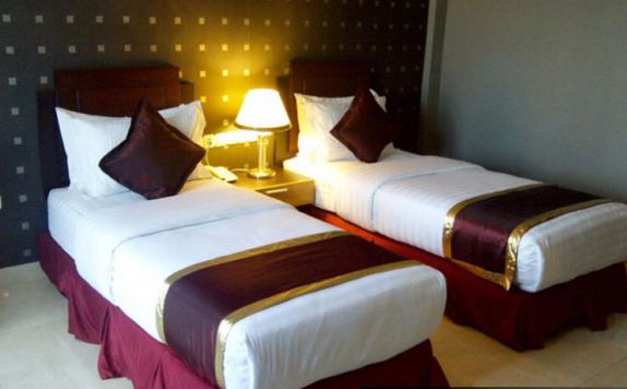 Guest Room ( Twin Bed) di Crown Hotel Tanjung Selor